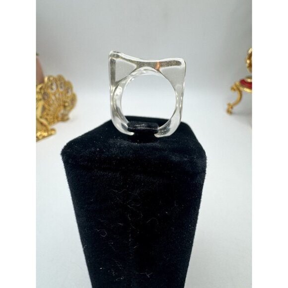 Vintage lucite ring Clear Square Solid Crystalline Ice Lucite 1970s Size 9 - Picture 1 of 12